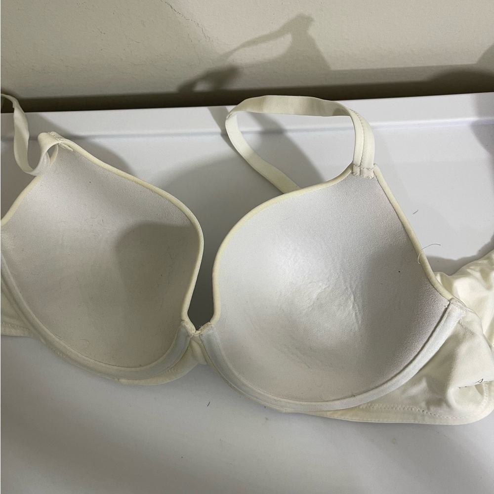 Ambrielle sz 36C bra in off white tee shirt friendly - Picture 4 of 8